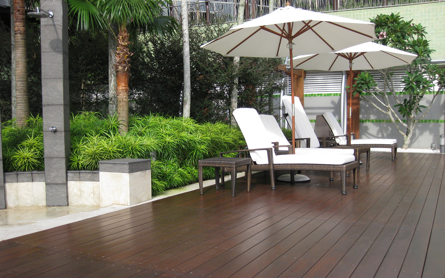 Hengwood - Solid Wood Decking Supplier Malaysia